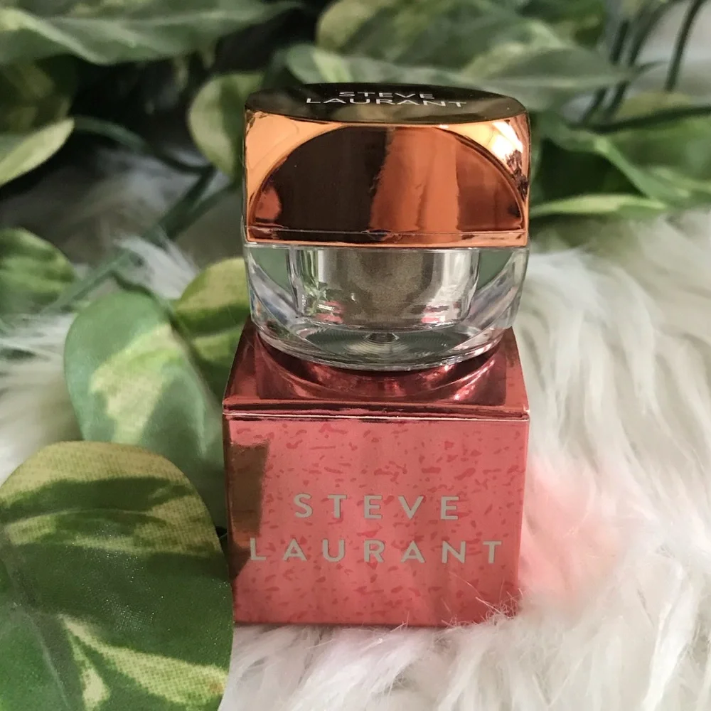5/$25 Steve Laurant Loose Powder in Antique Olive